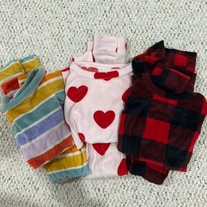 Lot of three Super soft pajamas size 4